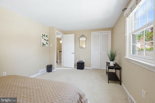 1349 COUNTRY CLUB DR, Lancaster, PA 17601