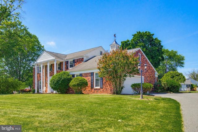 1349 COUNTRY CLUB DR, Lancaster, PA 17601