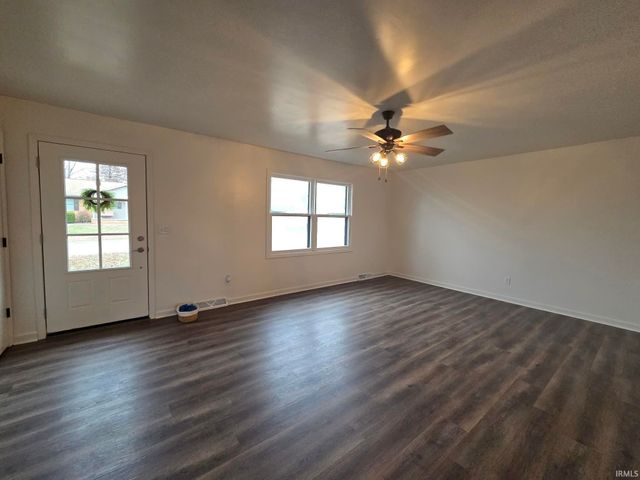 7699 Georgia Lane, Newburgh, IN 47630