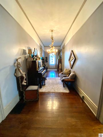 830 Jefferson Street, Paducah, KY 42001