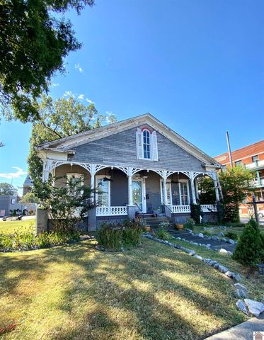 830 Jefferson Street, Paducah, KY 42001