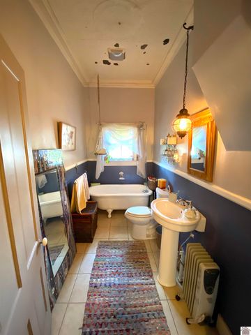 830 Jefferson Street, Paducah, KY 42001