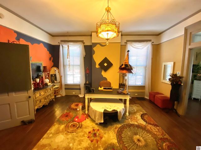 830 Jefferson Street, Paducah, KY 42001