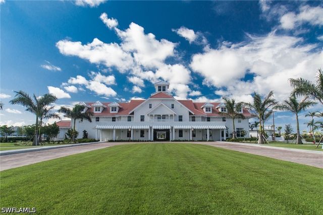 7111 Cayo Coco LN, Naples, FL 34113