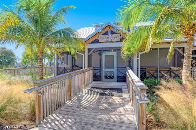 7111 Cayo Coco LN, Naples, FL 34113