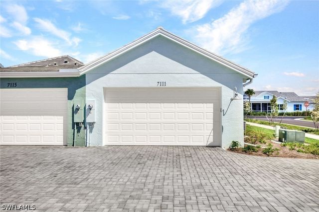 7111 Cayo Coco LN, Naples, FL 34113