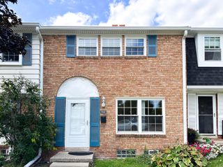 19561 Mariner Ct., Northville City, MI 48167