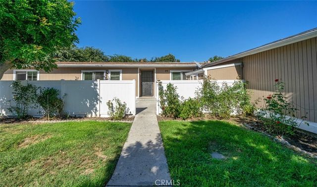 25792 Via Lomas 77, Laguna Hills, CA 92653