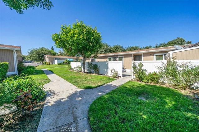25792 Via Lomas 77, Laguna Hills, CA 92653