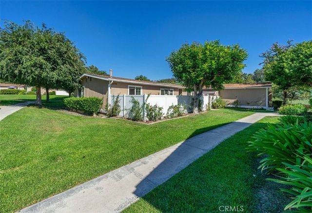 25792 Via Lomas 77, Laguna Hills, CA 92653