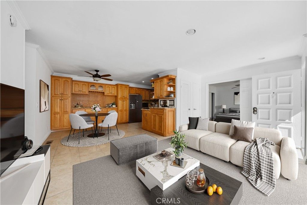 25792 Via Lomas 77, Laguna Hills, CA 92653