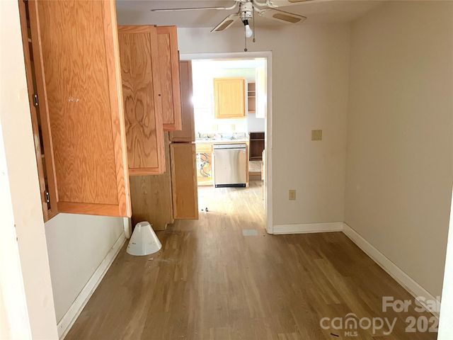 1721 Old Haywood Road, Asheville, NC 28806