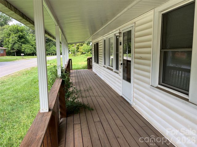 1721 Old Haywood Road, Asheville, NC 28806