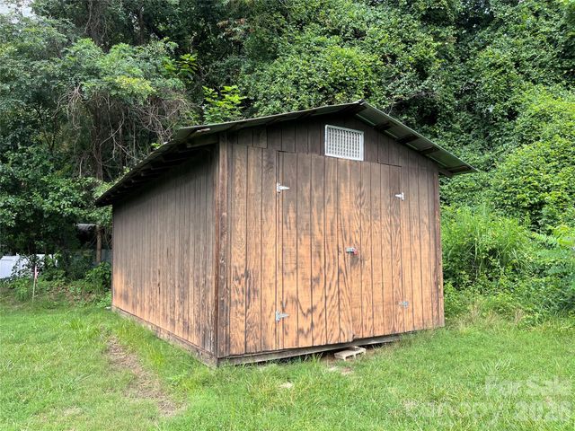 1721 Old Haywood Road, Asheville, NC 28806