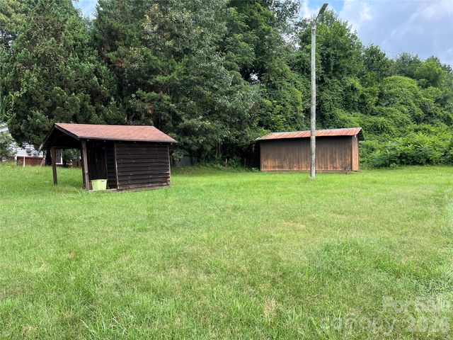 1721 Old Haywood Road, Asheville, NC 28806