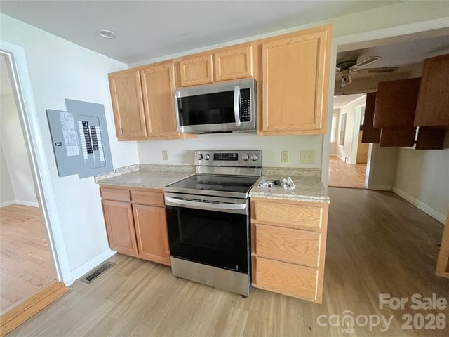 1721 Old Haywood Road, Asheville, NC 28806