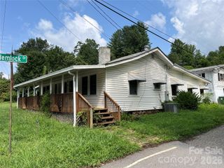 1721 Old Haywood Road, Asheville, NC 28806