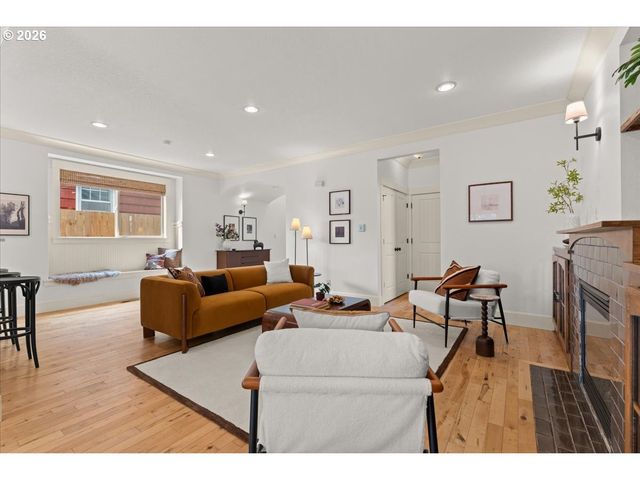 7932 N SEWARD Ave, Portland, OR 97217