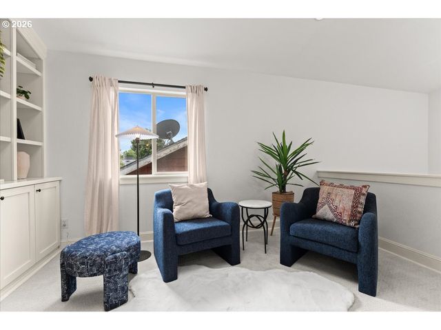 7932 N SEWARD Ave, Portland, OR 97217