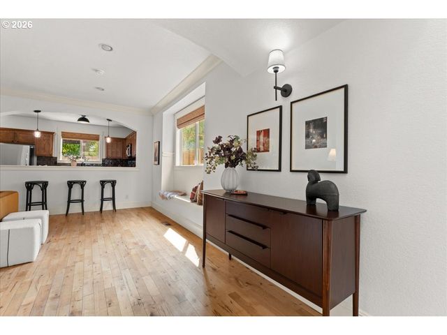 7932 N SEWARD Ave, Portland, OR 97217