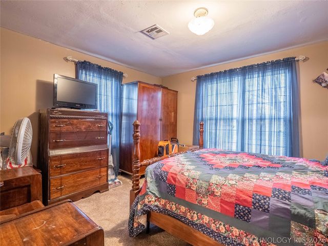 325 E Crisler, Mcalester, OK 74501