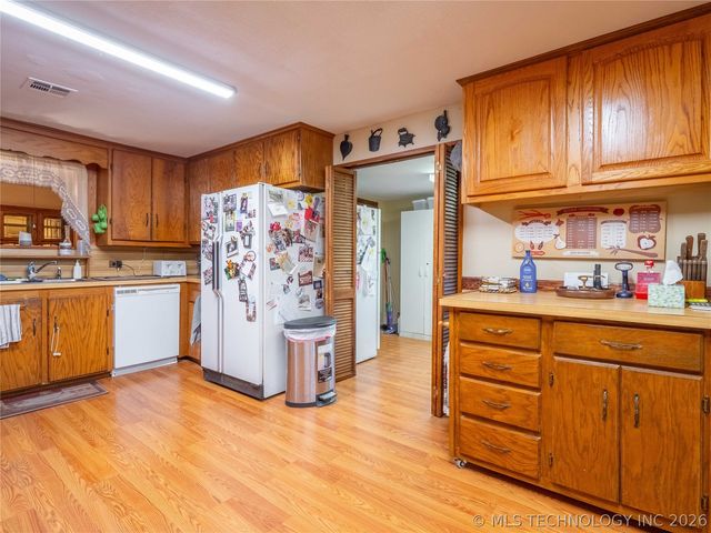 325 E Crisler, Mcalester, OK 74501