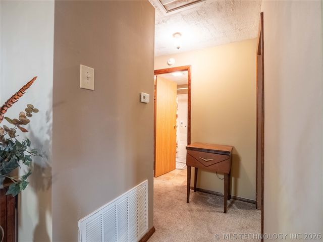 325 E Crisler, Mcalester, OK 74501