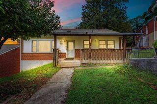 1805 Lawnhill ST, Roanoke, VA 24015