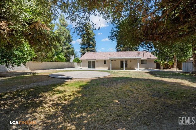 9205 Chesaw Court, Bakersfield, CA 93312