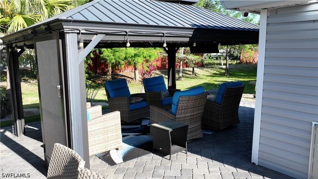 5740 Maplewood CT, Fort Myers, FL 33905