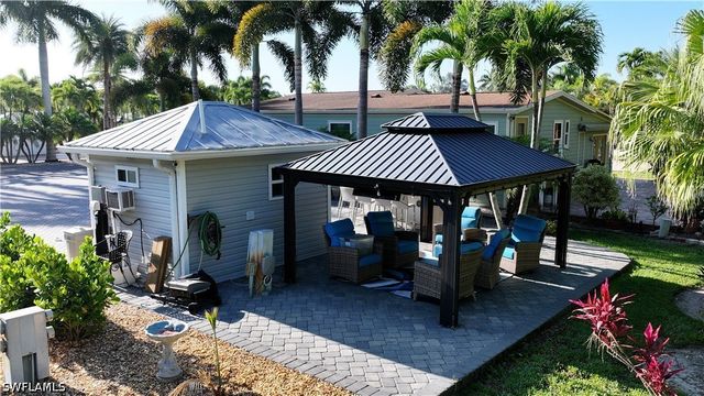 5740 Maplewood CT, Fort Myers, FL 33905
