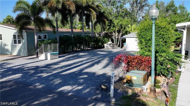 5740 Maplewood CT, Fort Myers, FL 33905