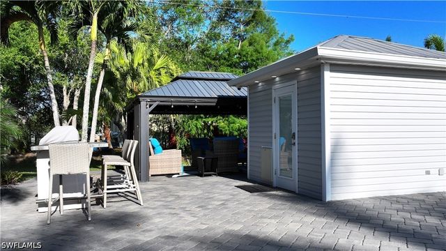 5740 Maplewood CT, Fort Myers, FL 33905