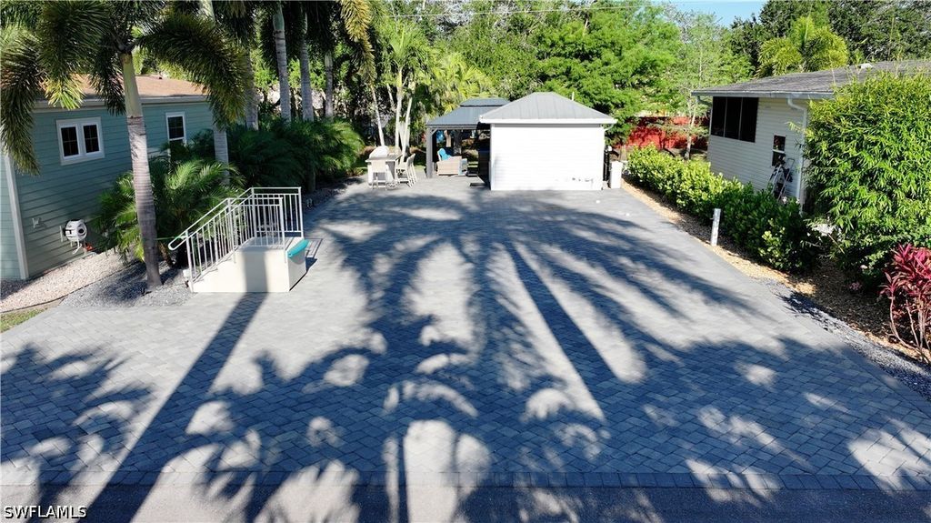 5740 Maplewood CT, Fort Myers, FL 33905