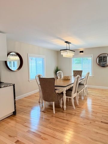 2 Ernst Way, Harwich Port, MA 02646