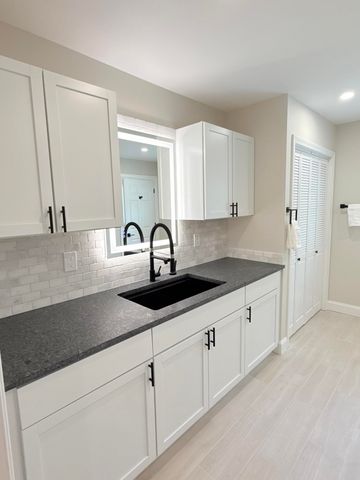 2 Ernst Way, Harwich Port, MA 02646