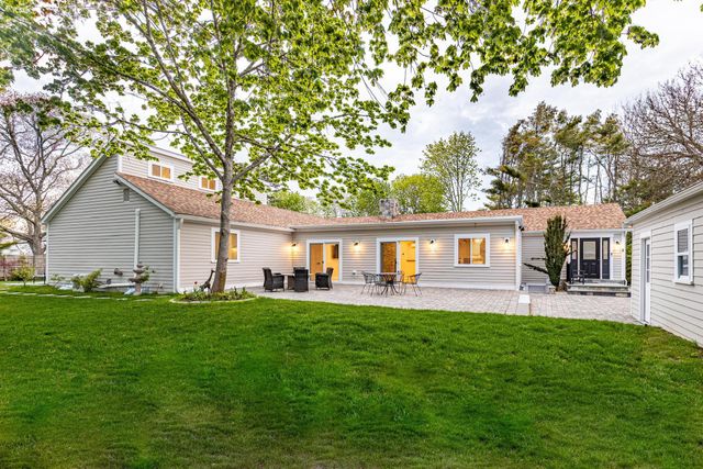 2 Ernst Way, Harwich Port, MA 02646