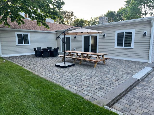 2 Ernst Way, Harwich Port, MA 02646