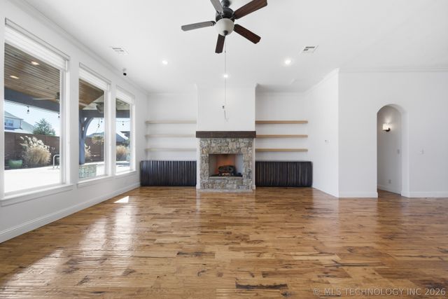 12723 S 3rd Street, Jenks, OK 74037