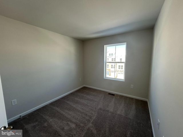 10996 BARNARD PL, White Plains, MD 20695