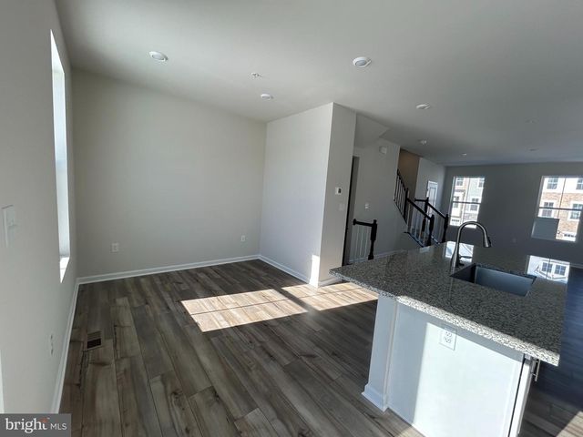 10996 BARNARD PL, White Plains, MD 20695