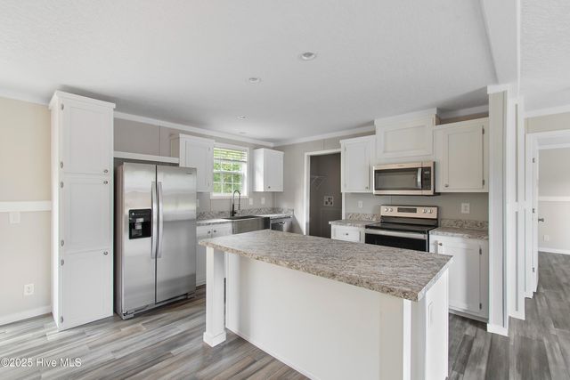 6777 Lewis Drive SE, Winnabow, NC 28479