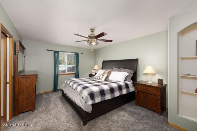 5904 N 15TH ST, Dalton Gardens, ID 83815