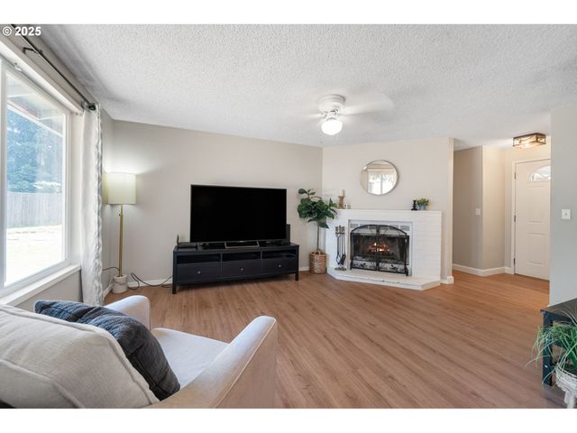 1307 Se 156TH Ct, Vancouver, WA 98683