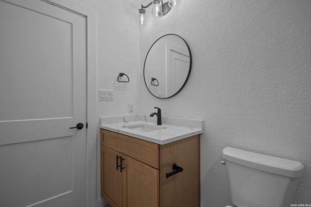 131 Chicago, San Antonio, TX 78210