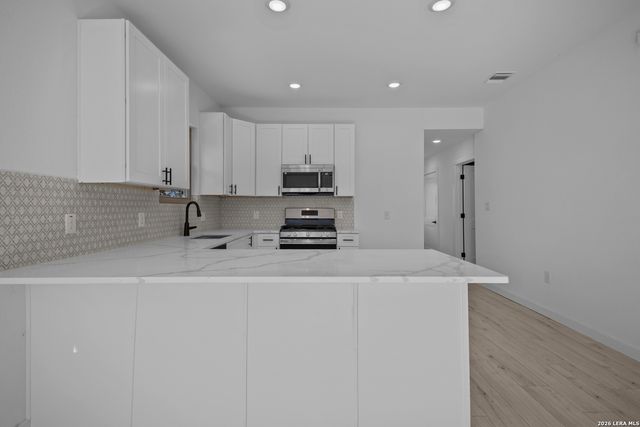 131 Chicago, San Antonio, TX 78210