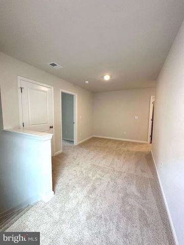 124 CHARING CROSS DR, Stephens City, VA 22655
