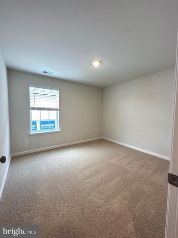 124 CHARING CROSS DR, Stephens City, VA 22655