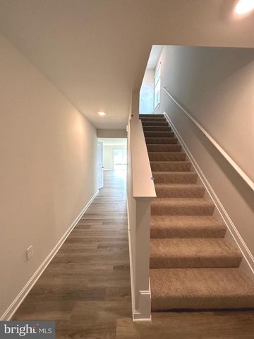 124 CHARING CROSS DR, Stephens City, VA 22655