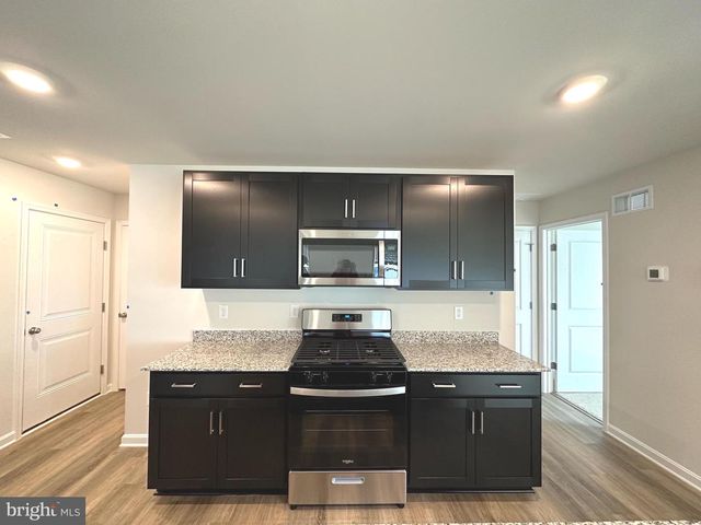 124 CHARING CROSS DR, Stephens City, VA 22655